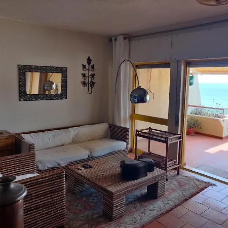 Casa Na Falesia アパート セシンブラ